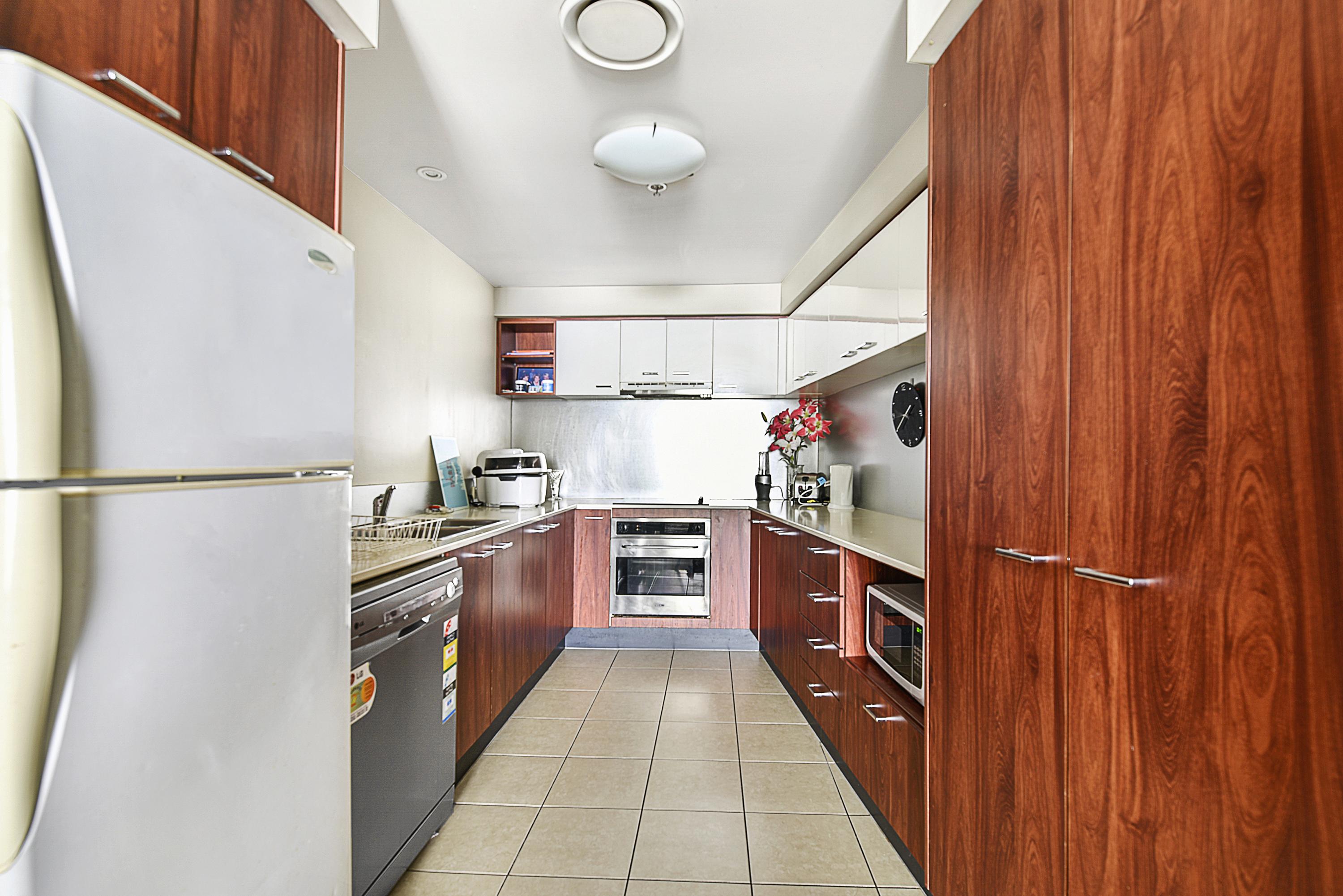 2044/23 Ferny Avenue, SURFERS PARADISE, QLD 4217, Surfers Paradise - Thumbnail 3