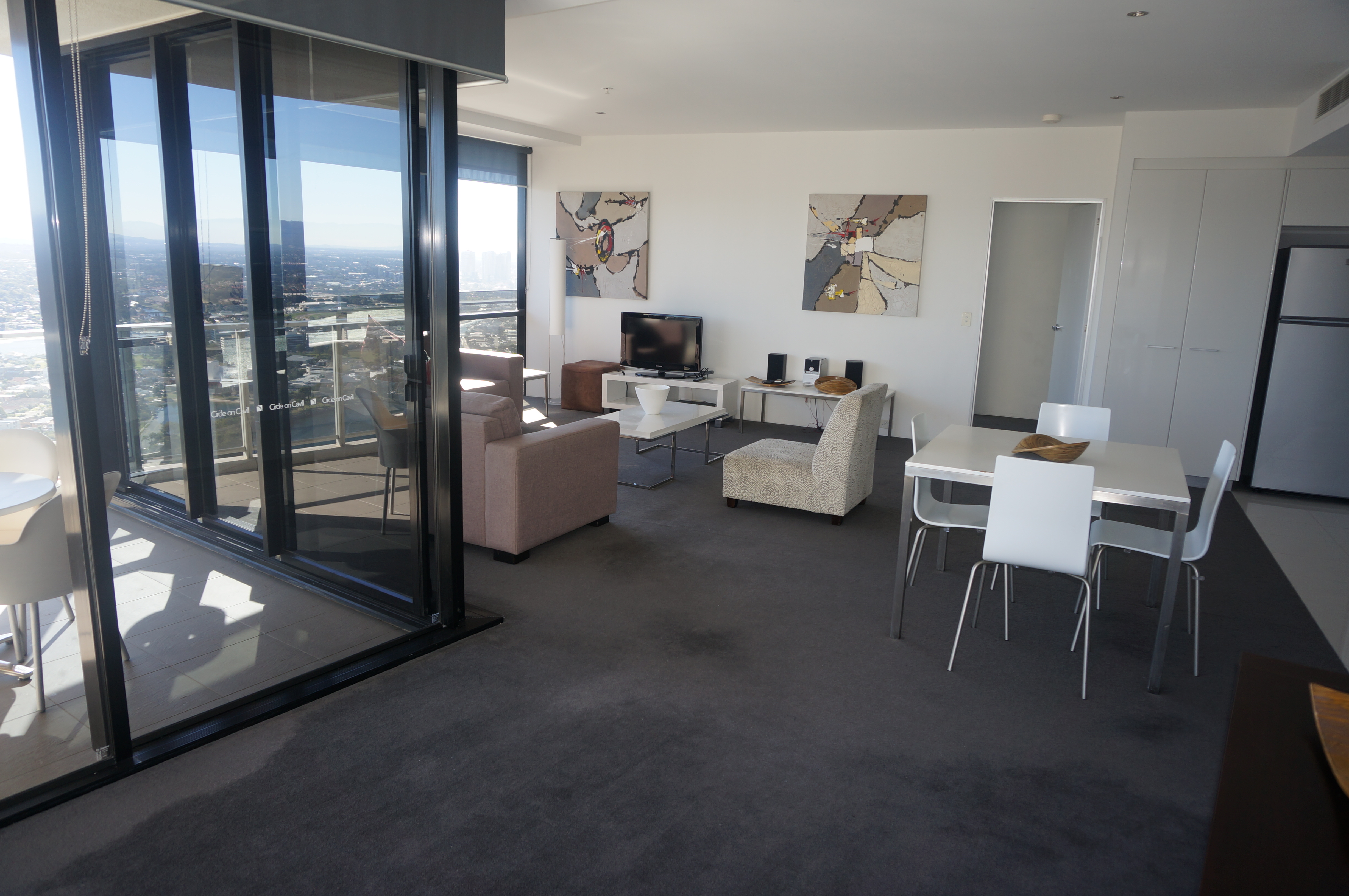 2484 'Mantra Circle on Cavill' 9 Ferny Ave, SURFERS PARADISE, QLD 4217, Surfers Paradise - Thumbnail 2