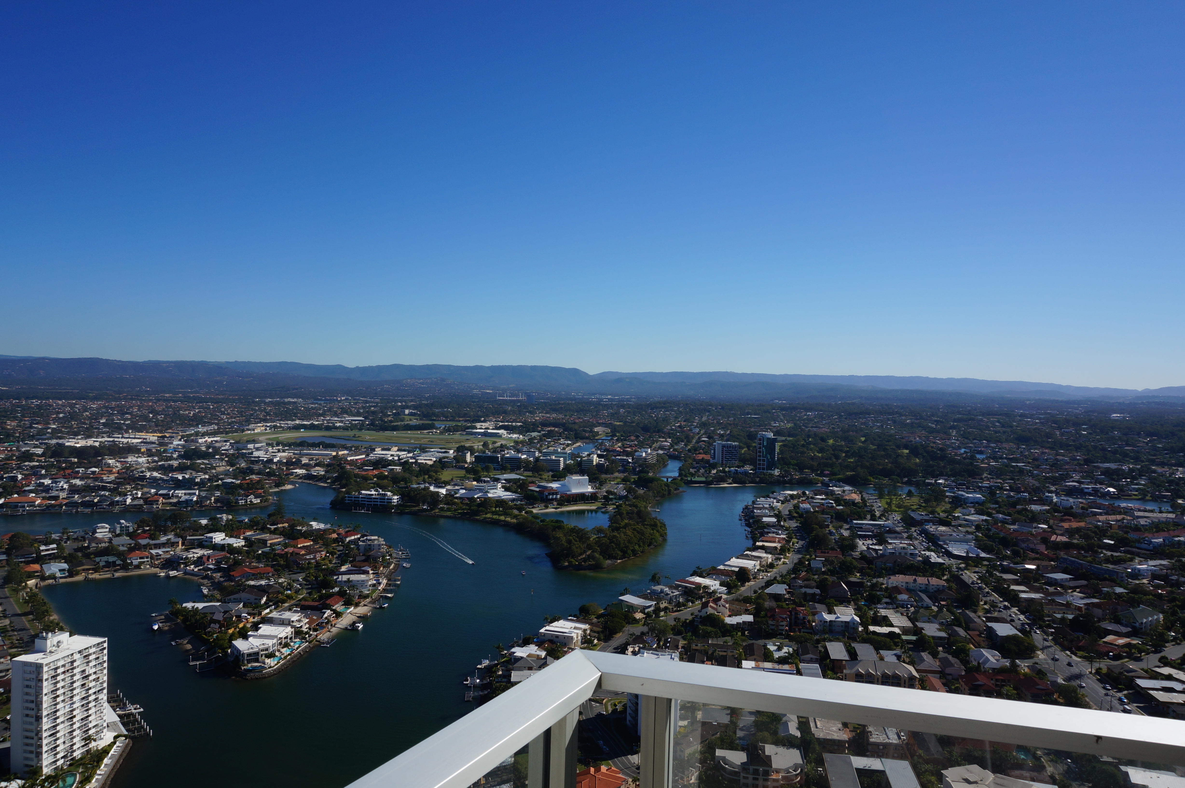 2484 'Mantra Circle on Cavill' 9 Ferny Ave, SURFERS PARADISE, QLD 4217, Surfers Paradise - Thumbnail 3