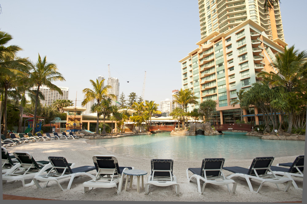303 "Mantra Crown Towers" 5-19 Palm Avenue, SURFERS PARADISE, QLD 4217, Surfers Paradise - Thumbnail 2