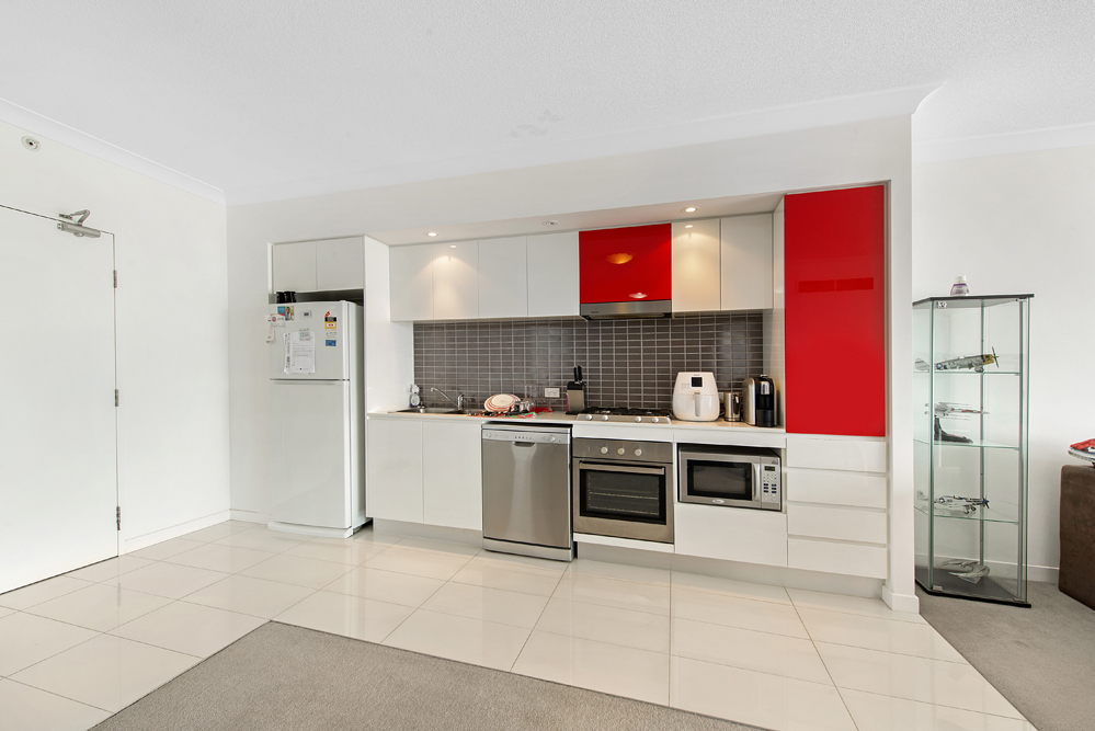 32608/9 Lawson Street, SOUTHPORT, QLD 4215, Southport - Thumbnail 6