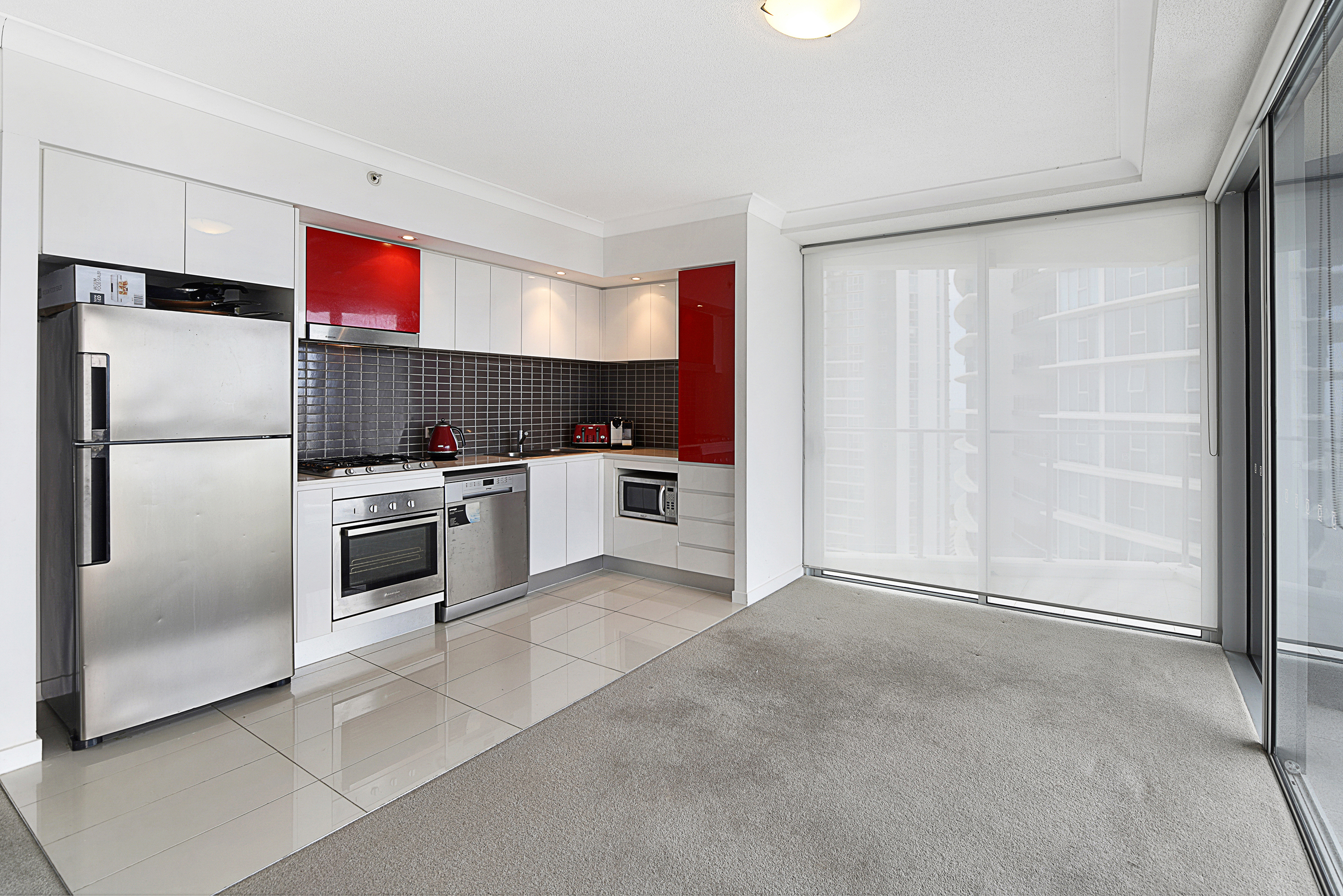 32601/9 Lawson Street, SOUTHPORT, QLD 4215, Southport - Thumbnail 4