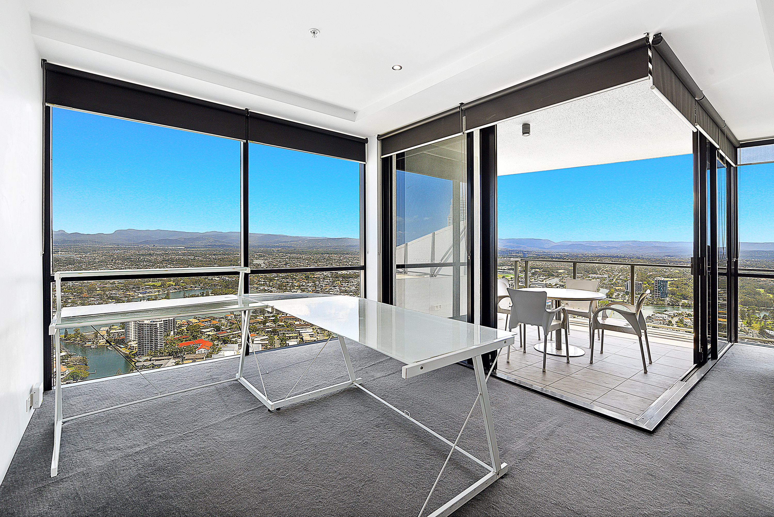 2534 'Mantra Circle on Cavill' 9 Ferny Ave, SURFERS PARADISE, QLD 4217, Surfers Paradise - Thumbnail 5