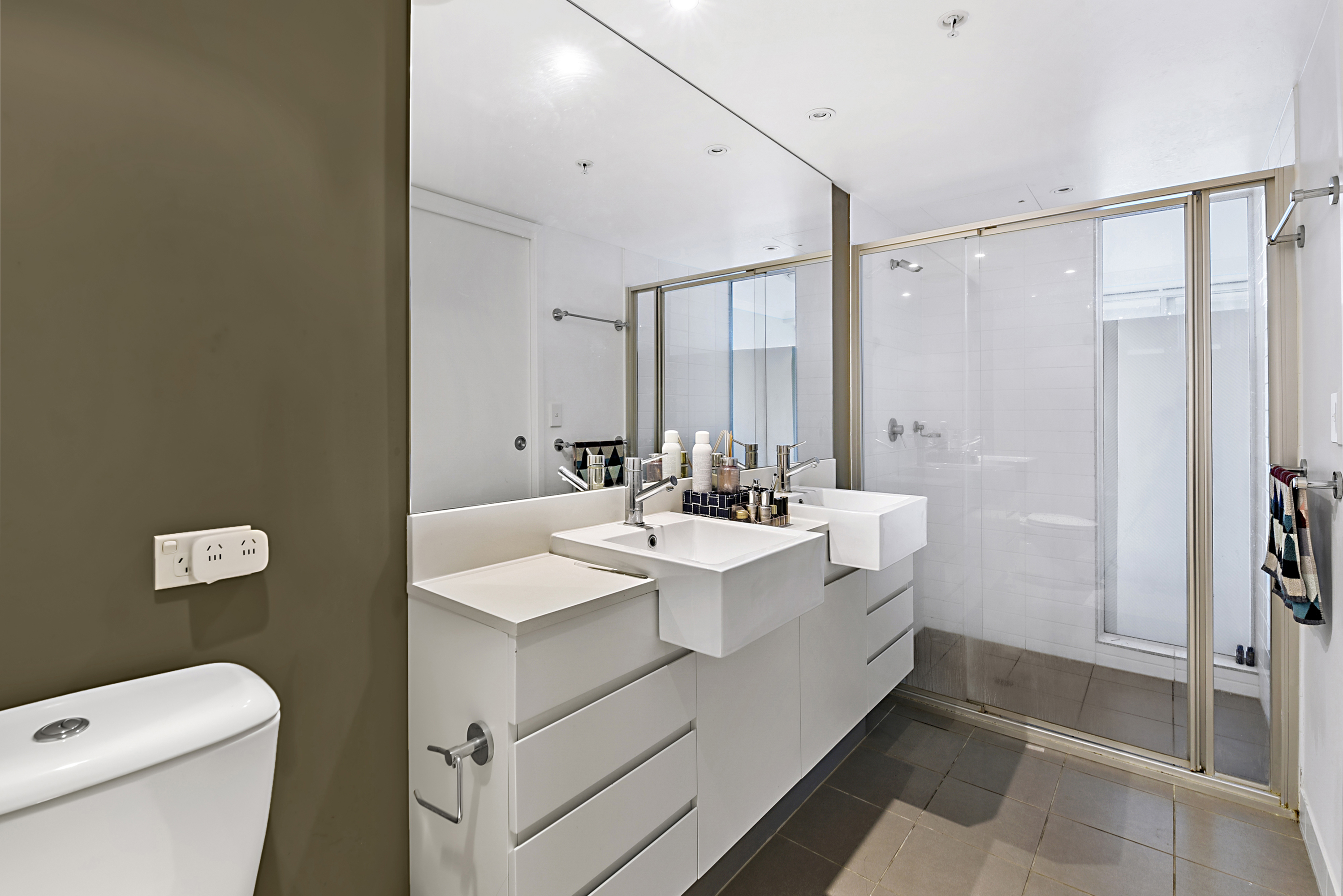 32704 'Southport Central' 9 Lawson Street, SOUTHPORT, QLD 4215, Southport - Thumbnail 6