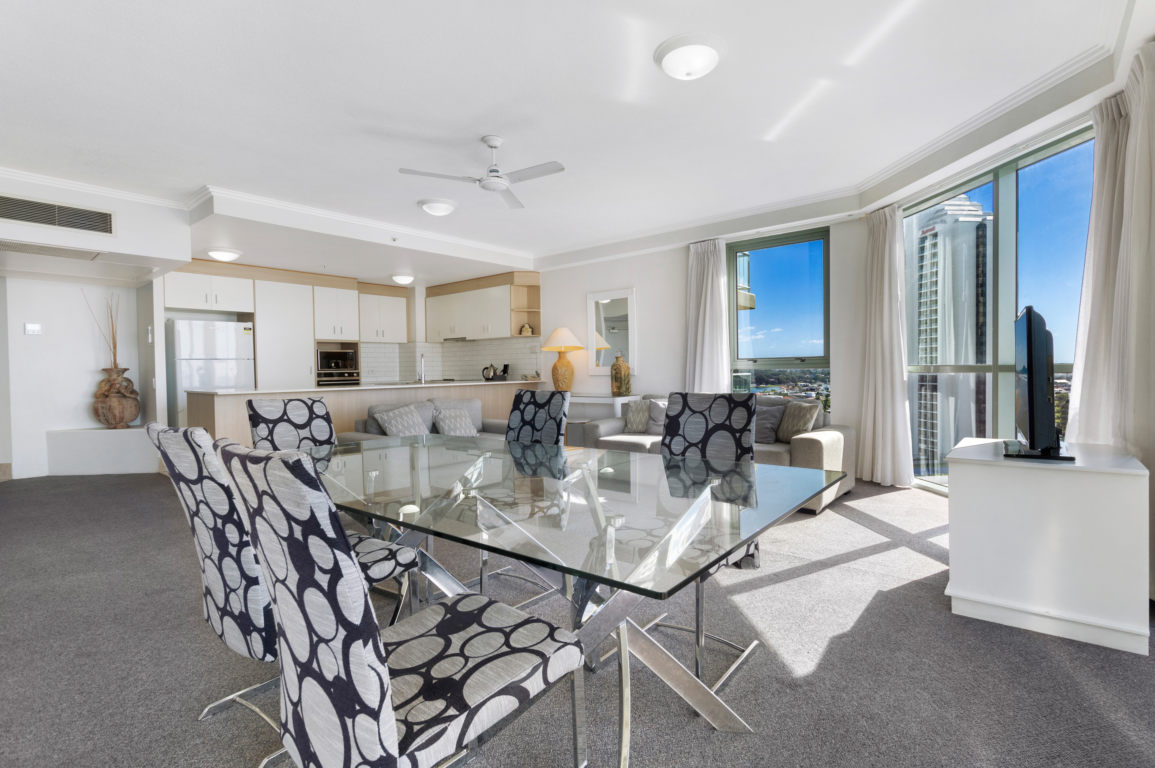 1503/3400-3420 Surfers Paradise BLVD, Surfers Paradise - Thumbnail 3