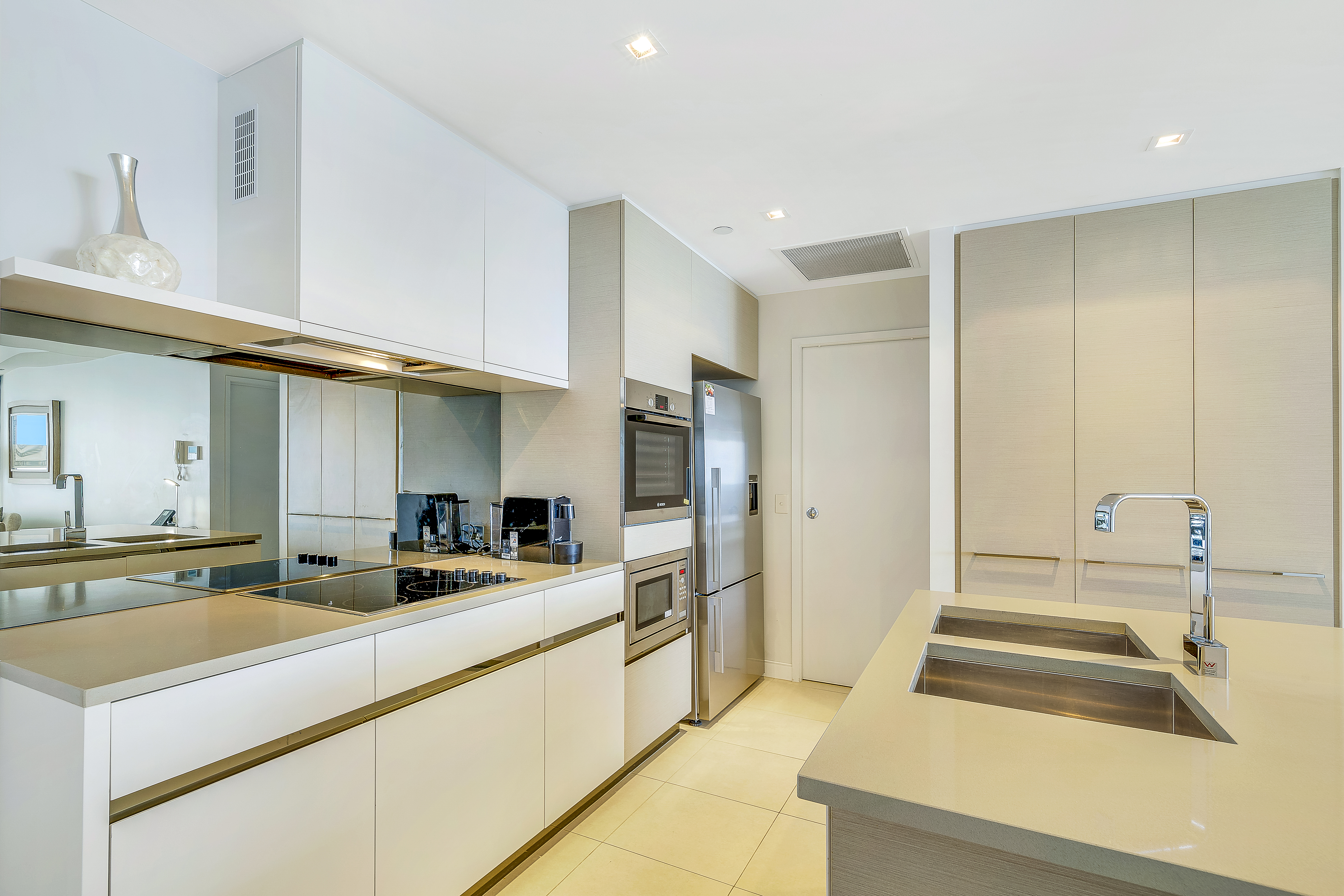 2802/4 The Esplanade 'Peppers Soul', SURFERS PARADISE, QLD 4217, Surfers Paradise - Thumbnail 7