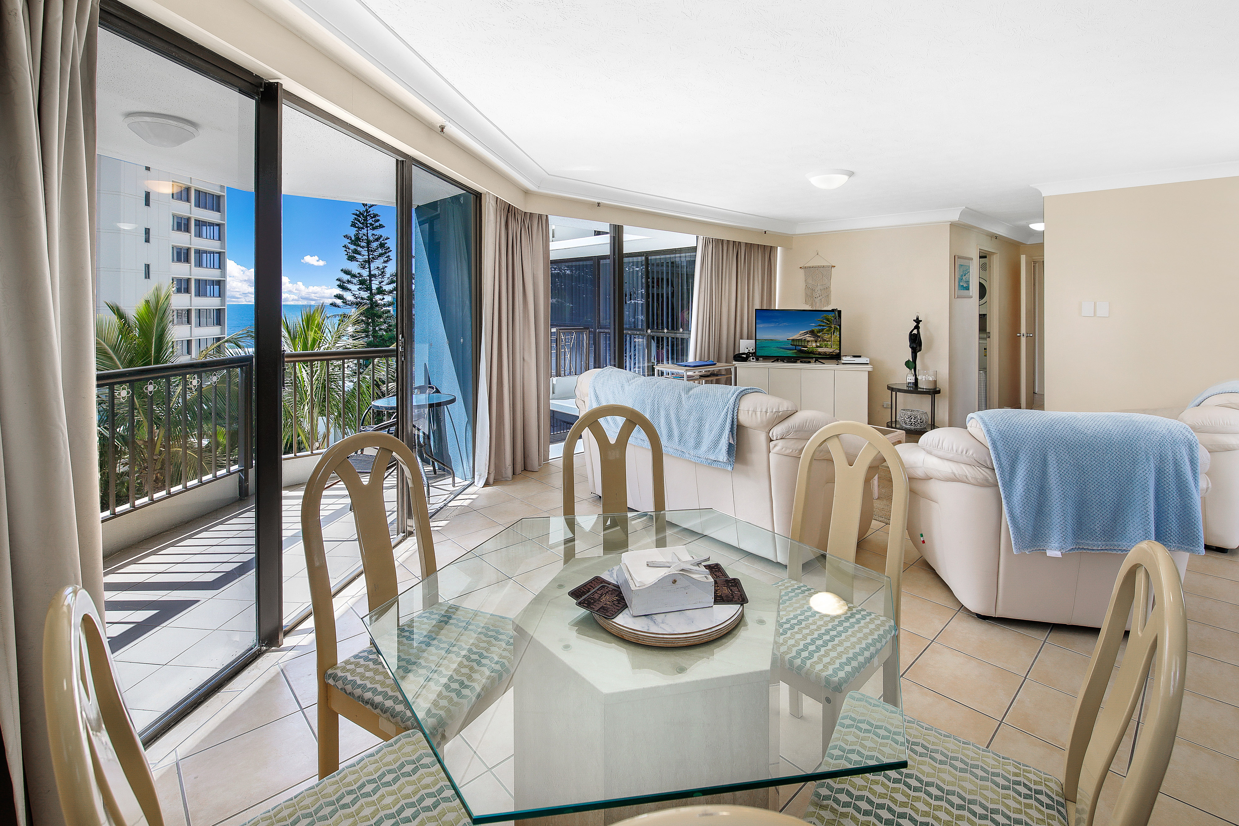 301 'BreakFree Longbeach' 28 Northcliffe Terrace, SURFERS PARADISE, QLD 4217, Surfers Paradise - Thumbnail 3