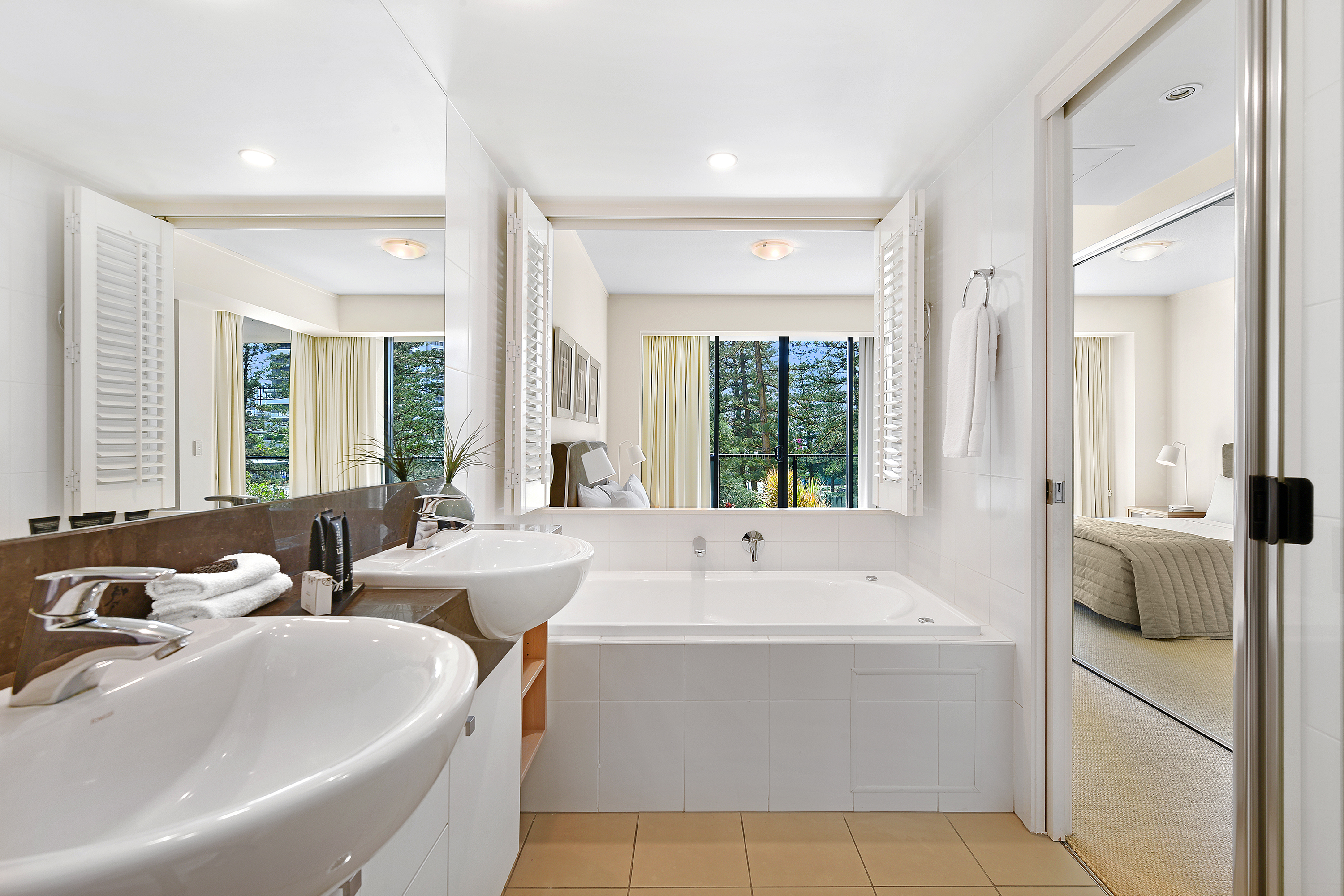 203/2685-2689 Gold Coast Highway, Broadbeach - Thumbnail 8