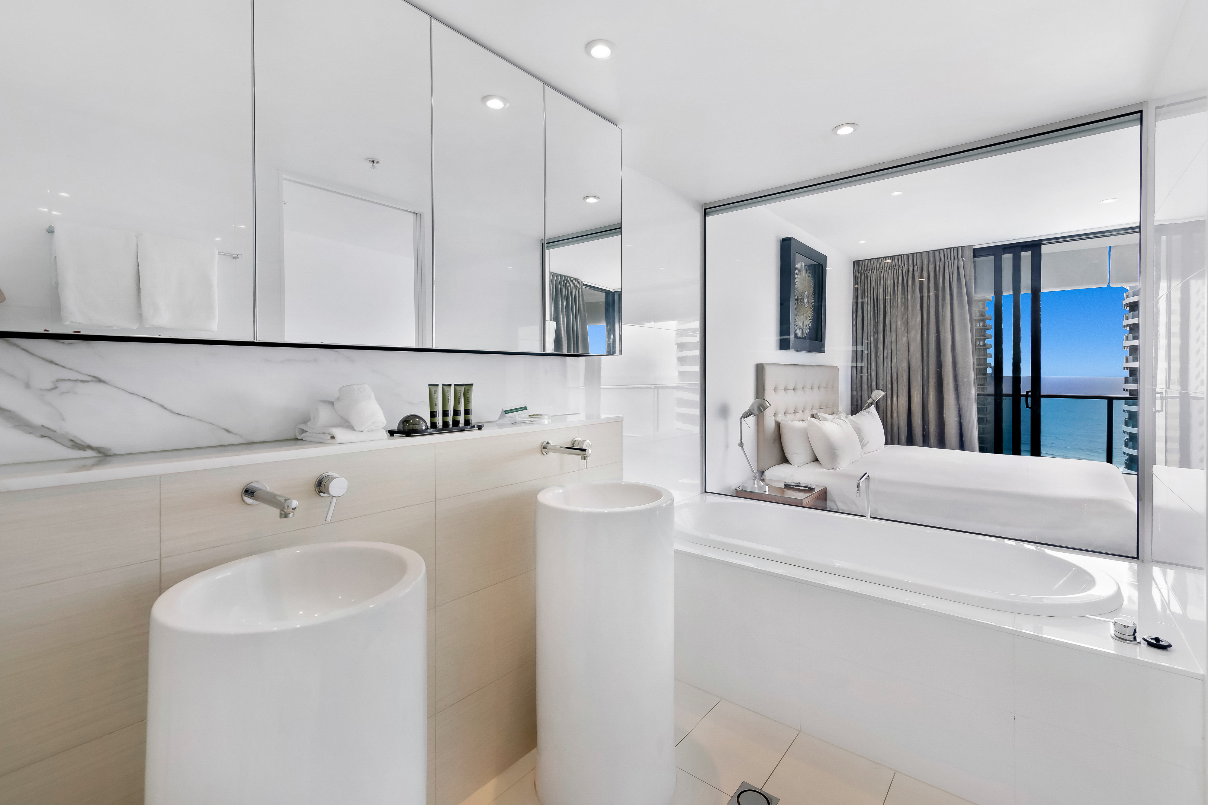 22406 "Peppers Broadbeach' 21 Elizabeth Avenue, BROADBEACH, QLD 4218, Broadbeach - Thumbnail 6