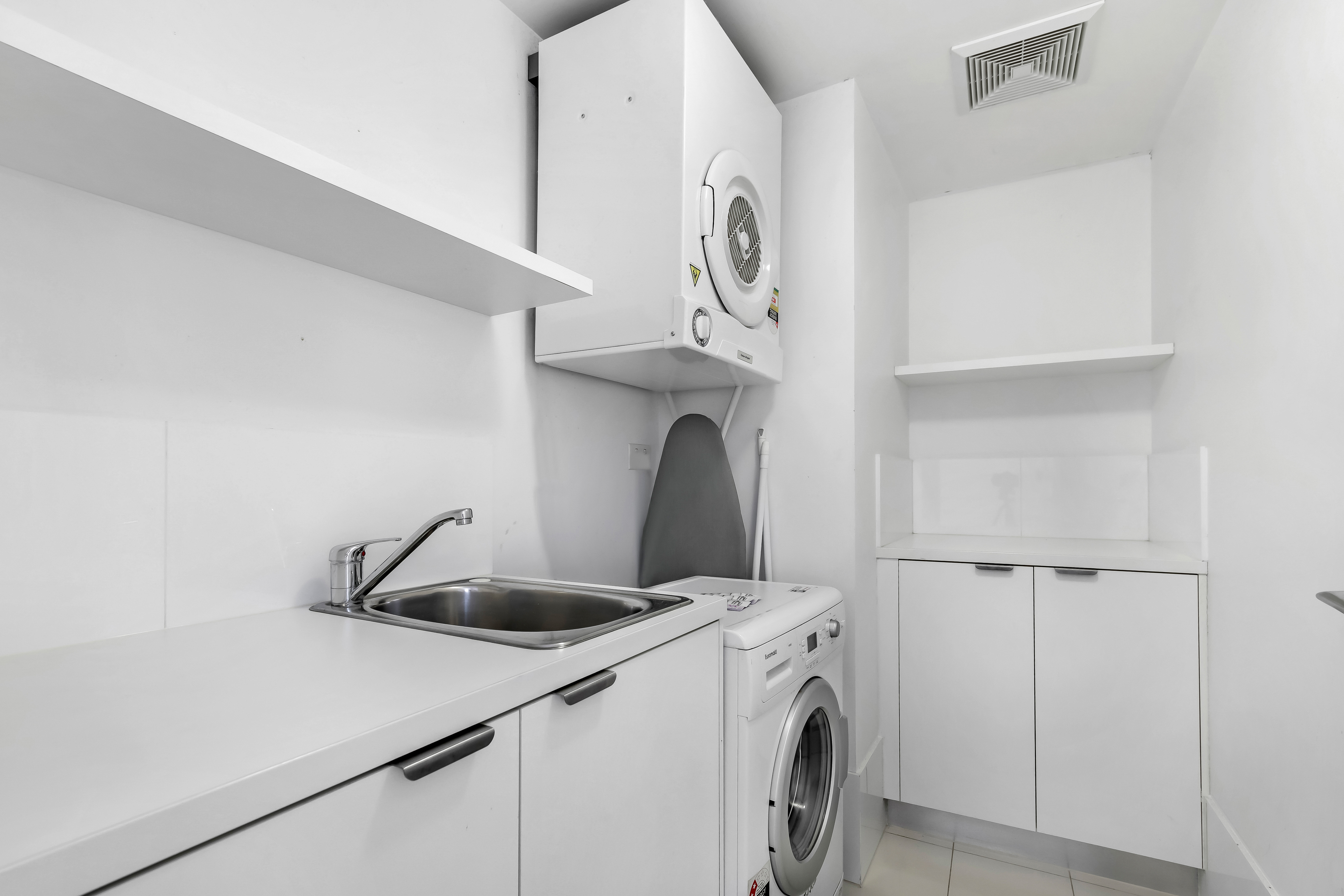 22406 "Peppers Broadbeach' 21 Elizabeth Avenue, BROADBEACH, QLD 4218, Broadbeach - Thumbnail 8