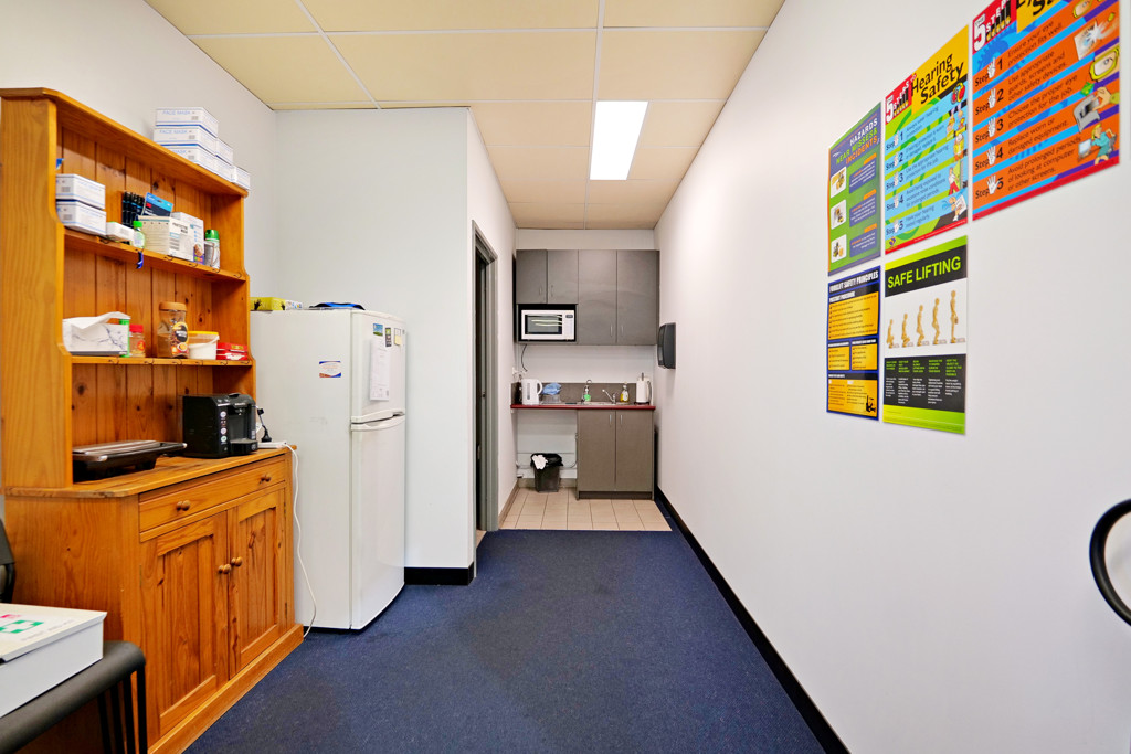 10/524 Abernethy Road, Kewdale WA 6105