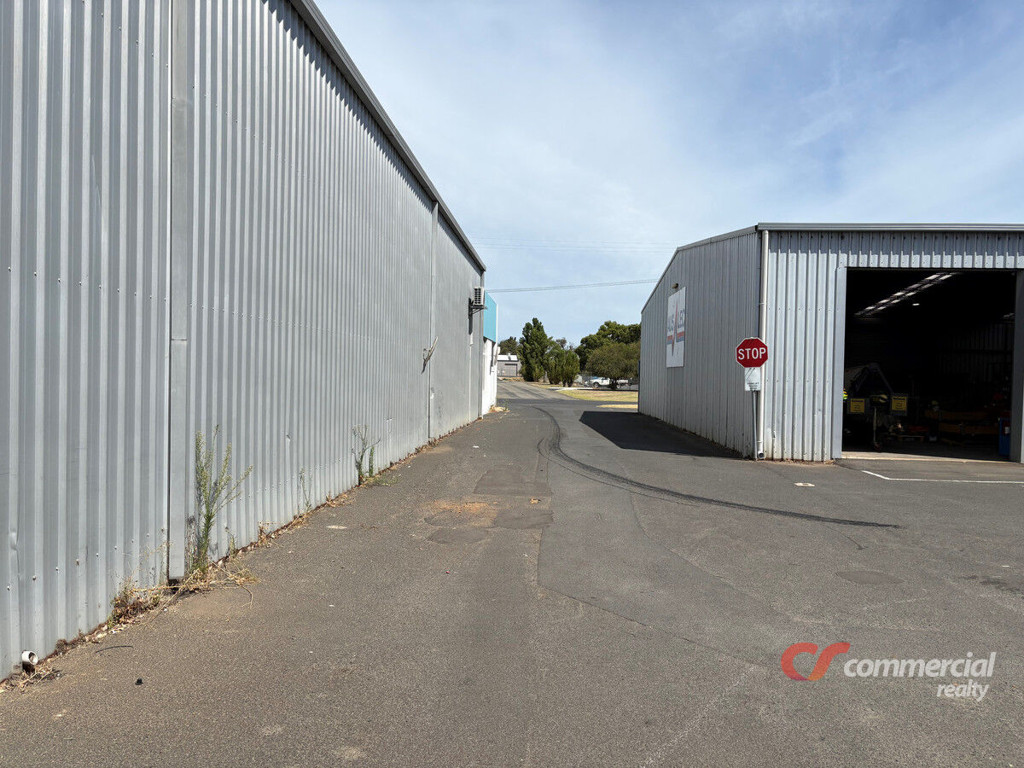 Unit 2/5 Halifax Drive, Davenport WA 6230