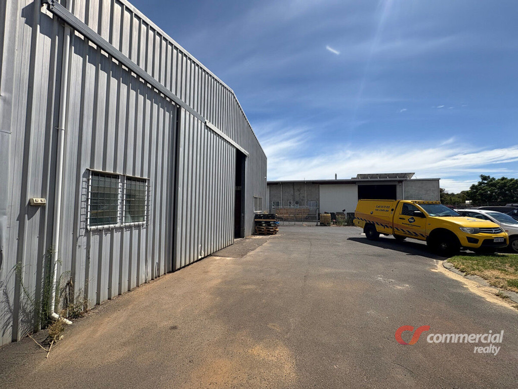 Unit 2/5 Halifax Drive, Davenport WA 6230