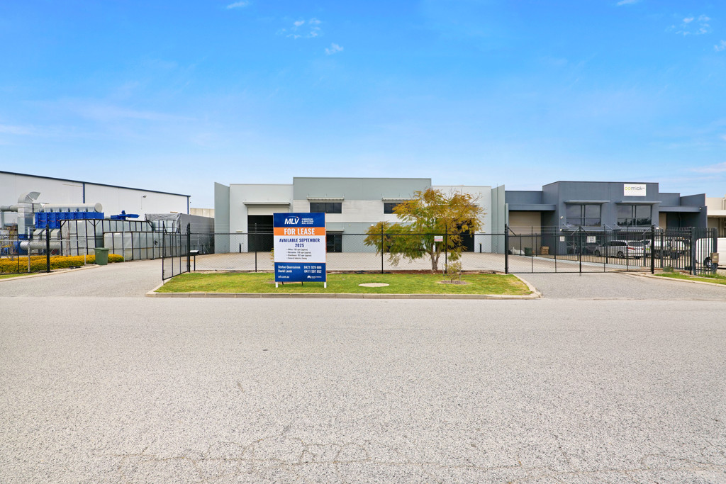 14 Tacoma Circuit, Canning Vale WA 6155
