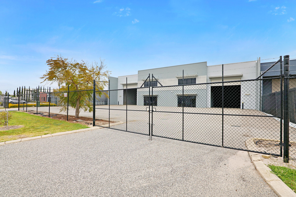14 Tacoma Circuit, Canning Vale WA 6155