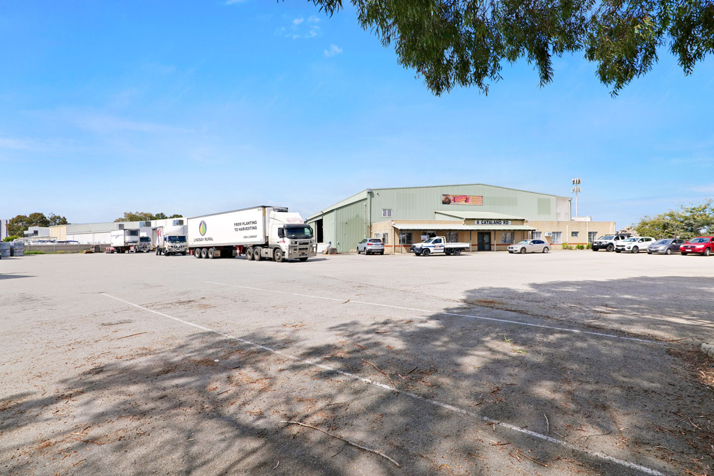 8 Catalano Road, Canning Vale WA 6155