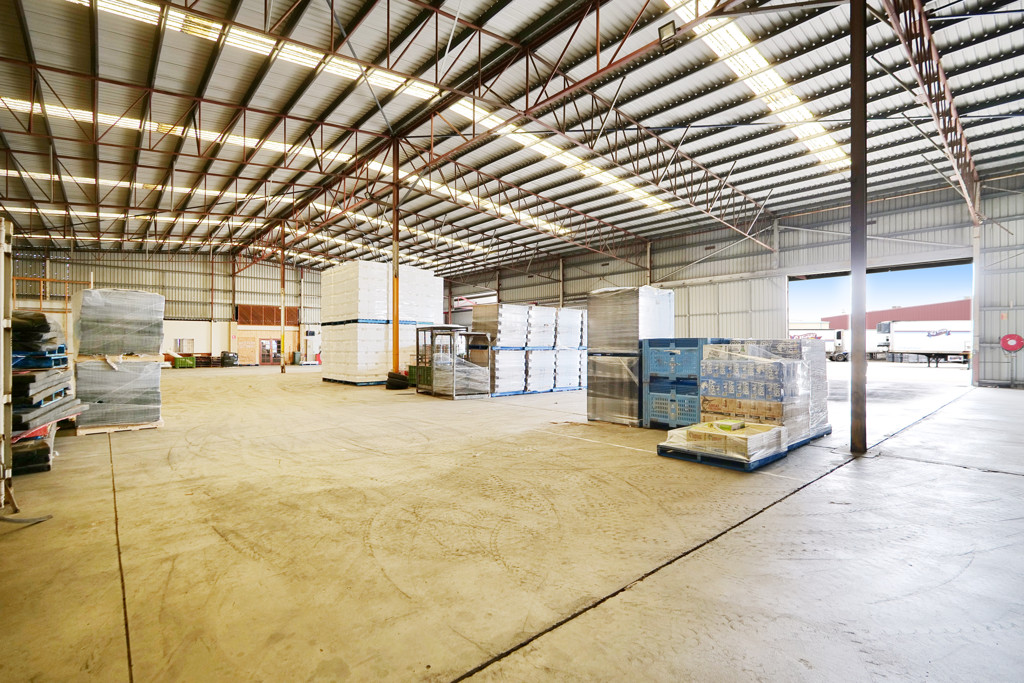 8 Catalano Road, Canning Vale WA 6155