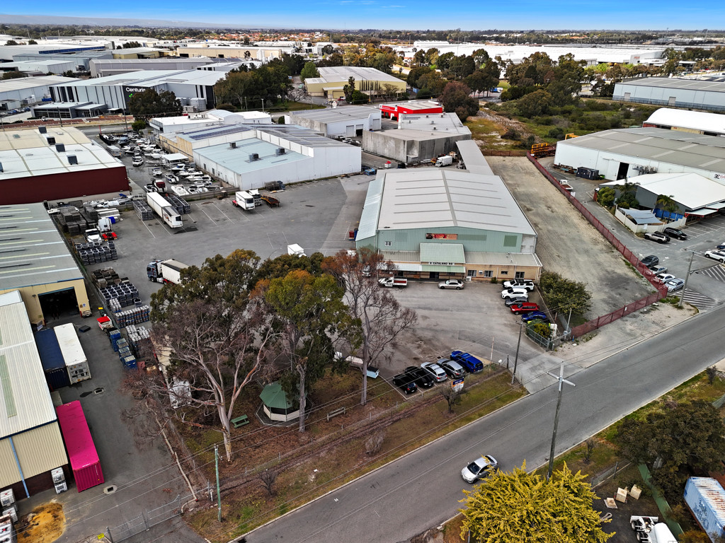 8 Catalano Road, Canning Vale WA 6155