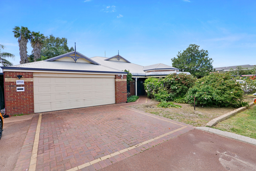 5 Nardine Close, High Wycombe WA 6057