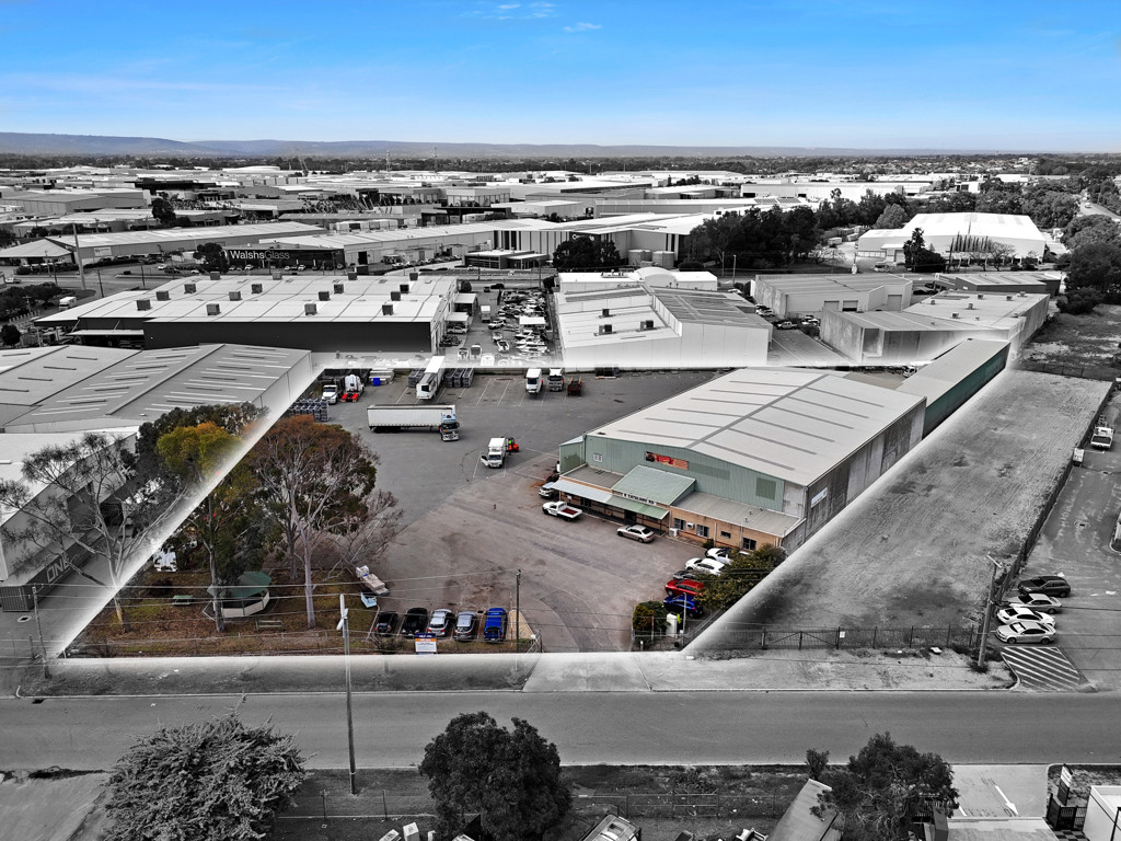 8 Catalano Road, Canning Vale WA 6155