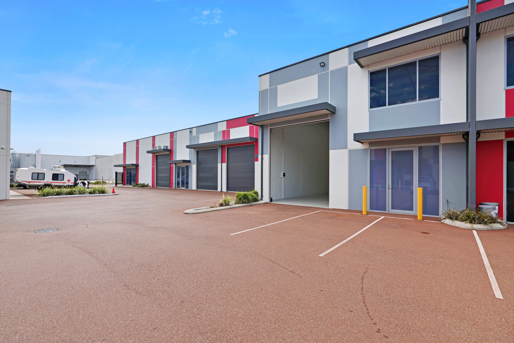4/45 Barley Place, Canning Vale WA 6155