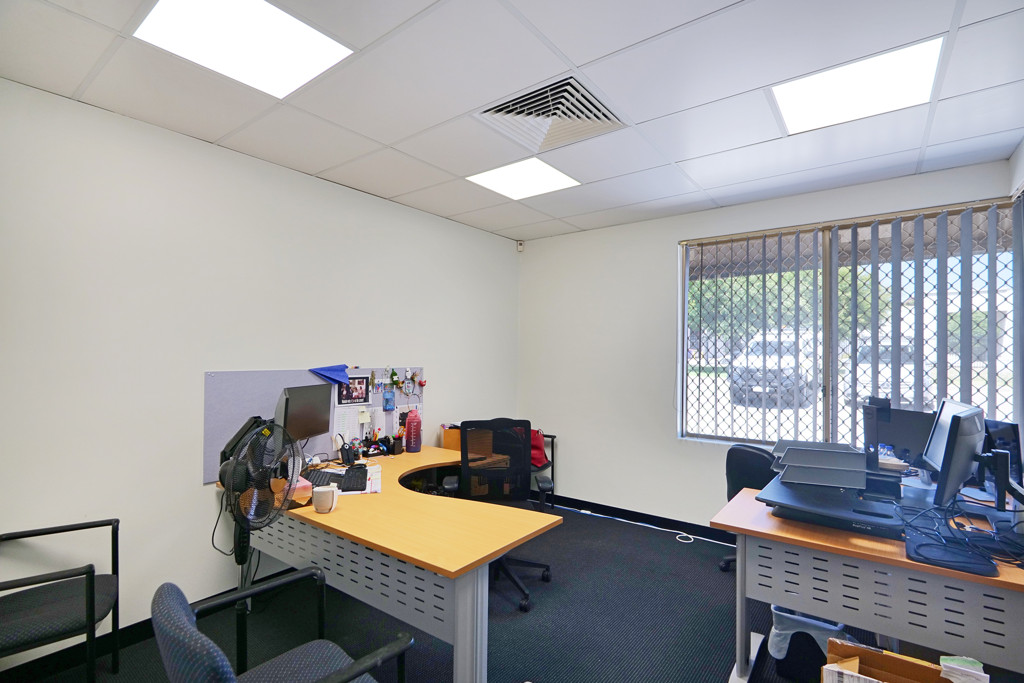 20 Sorbonne Crescent, Canning Vale WA 6155