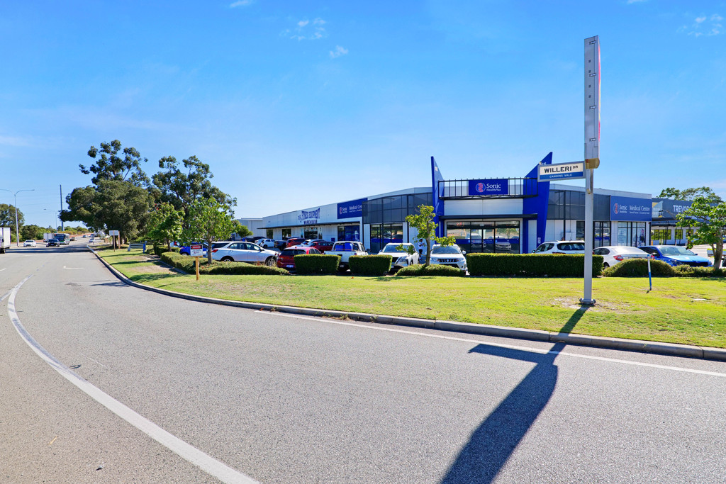 2 & 3/165 Bannister Road, Canning Vale WA 6155