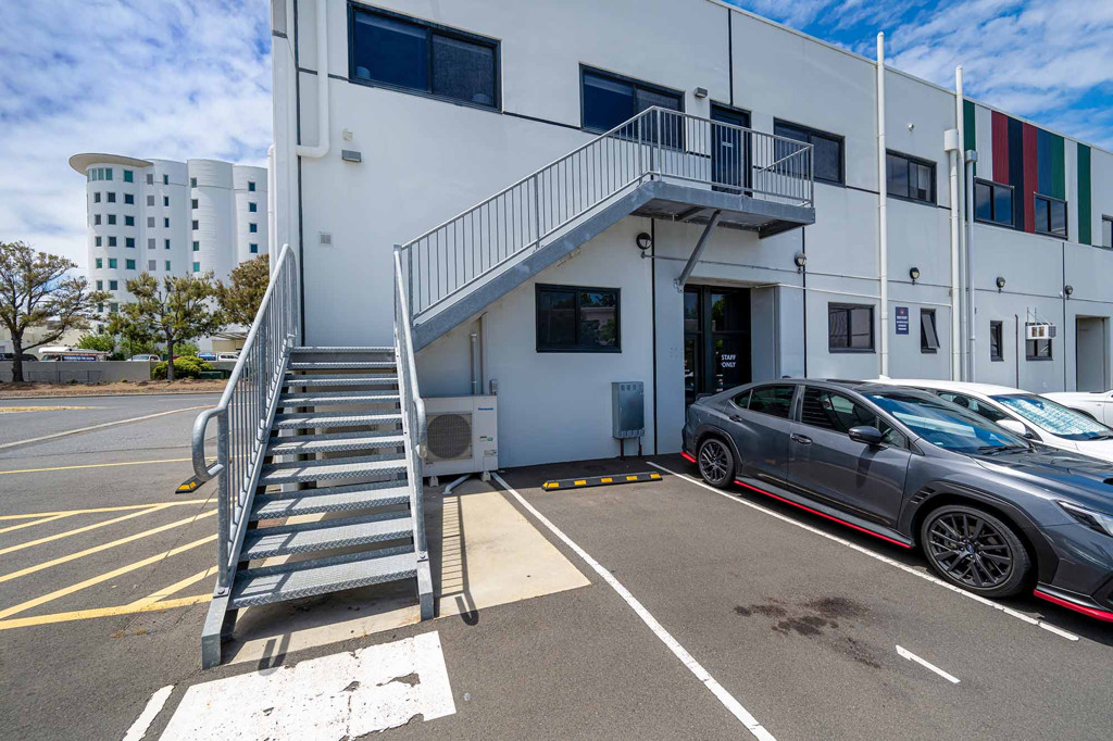Tenancy 2/14 Casuarina Drive, Bunbury WA 6230