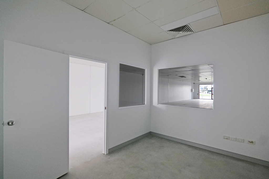 Unit 1/4 Nicholson Road, Beckenham WA 6107