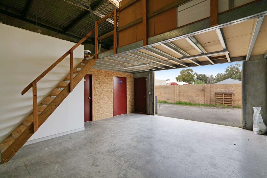 Unit 1/4 Nicholson Road, Beckenham WA 6107