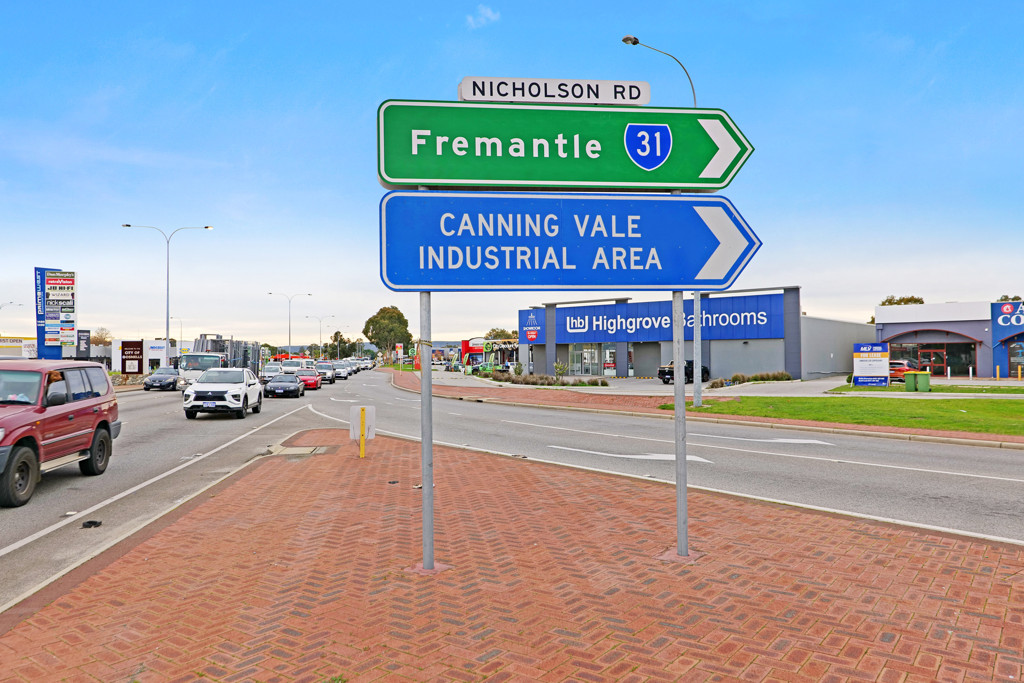 Unit 1/4 Nicholson Road, Beckenham WA 6107