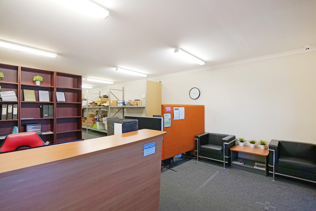 1/15 Mallaig Way, Canning Vale WA 6155