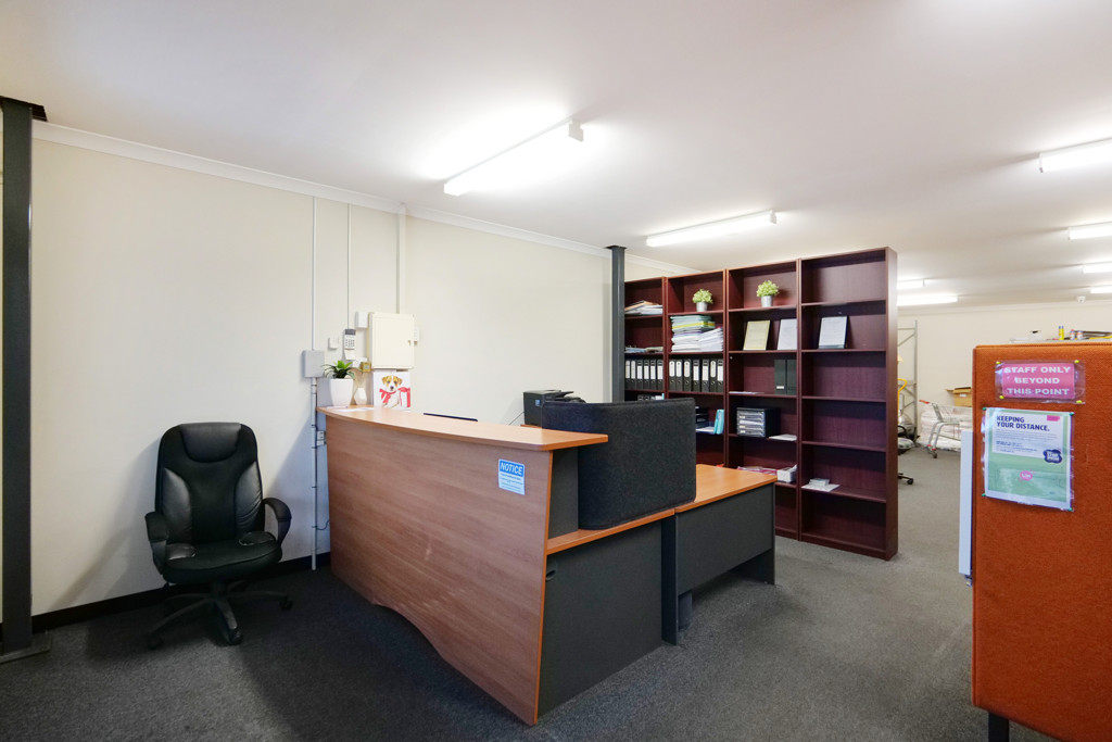 1/15 Mallaig Way, Canning Vale WA 6155