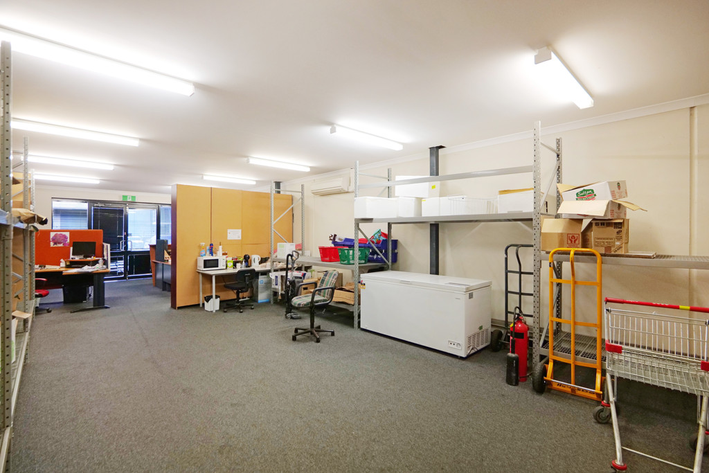 1/15 Mallaig Way, Canning Vale WA 6155