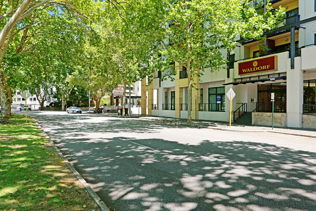 2/126 Mounts Bay Road, Perth WA 6000