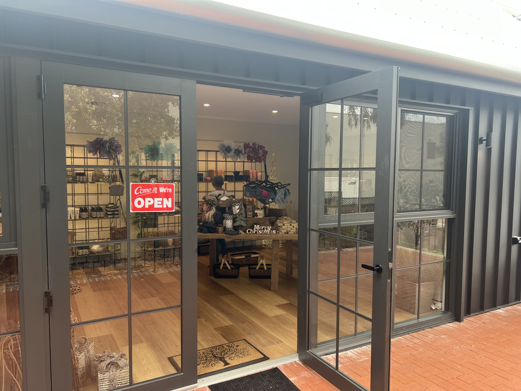 Unit 5/10 Mount Shadforth Road, Denmark WA 6333