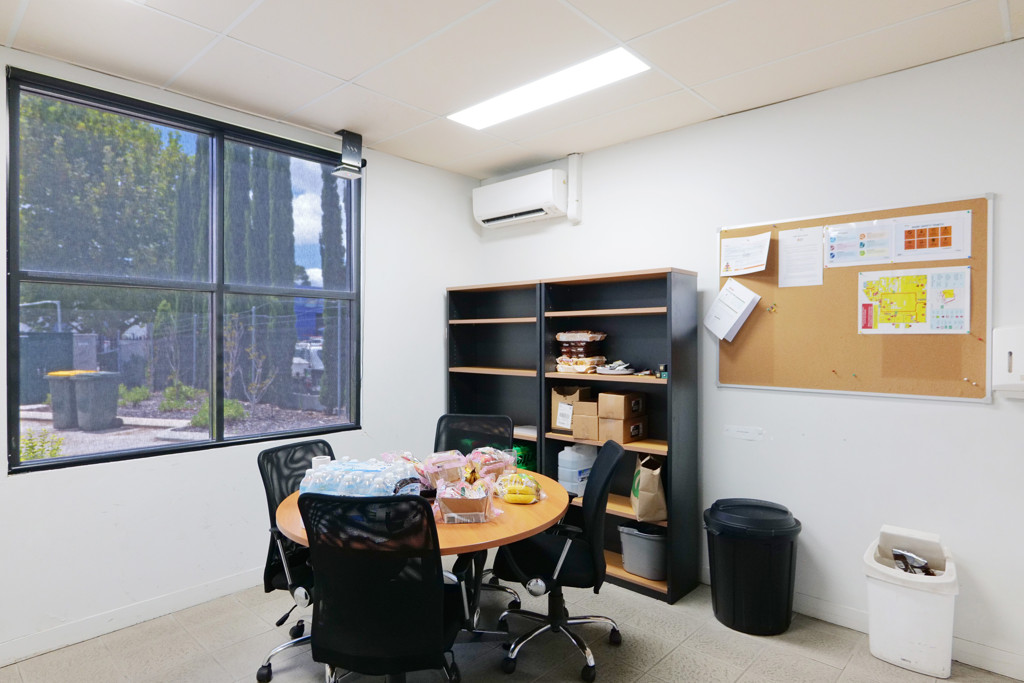12 Tacoma Circuit, Canning Vale WA 6155