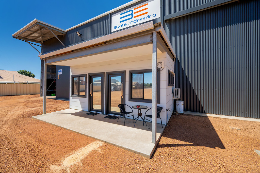 Unit 2/39 Golding Crescent, Picton East WA 6229