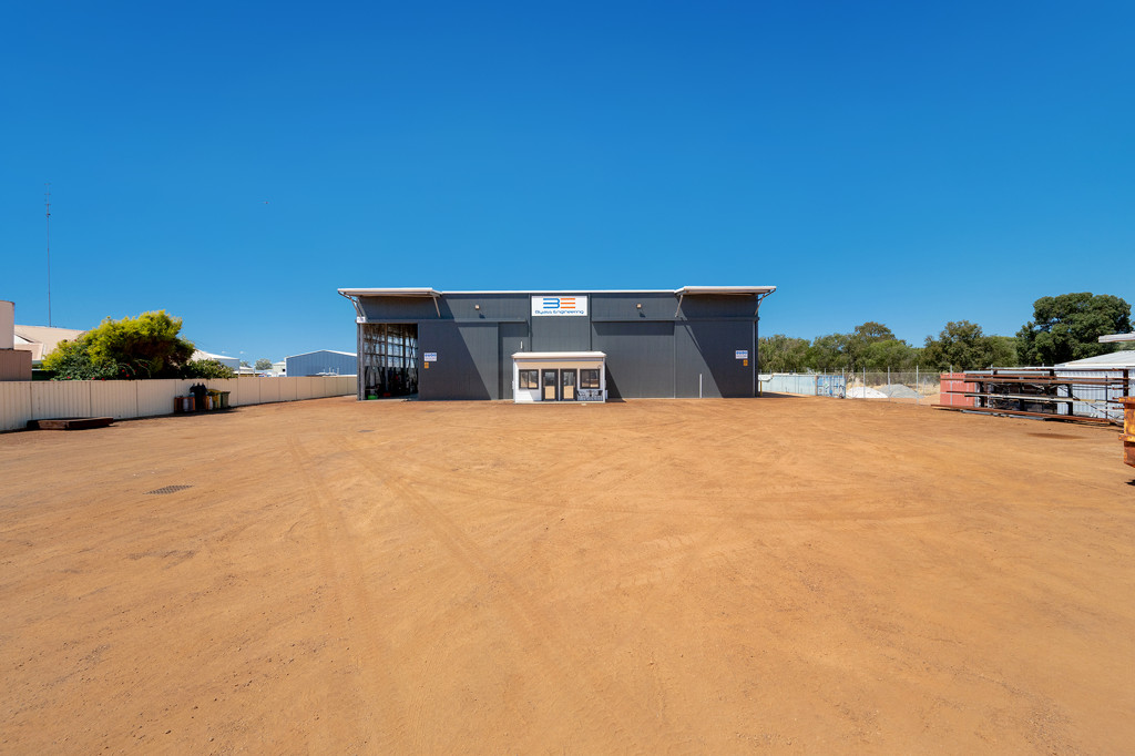 Unit 2/39 Golding Crescent, Picton East WA 6229
