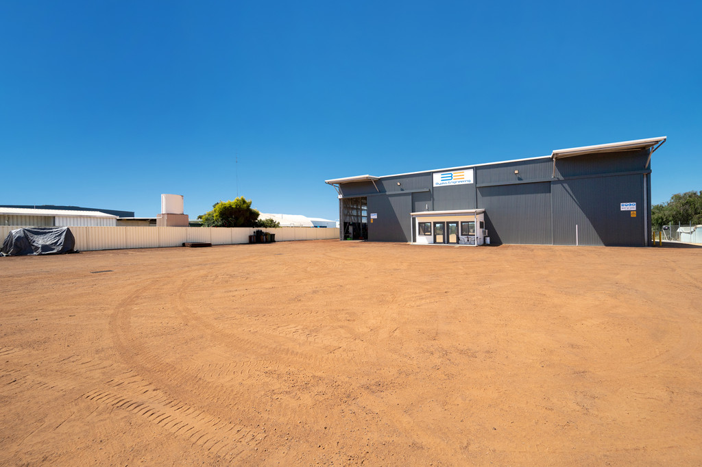 Unit 2/39 Golding Crescent, Picton East WA 6229