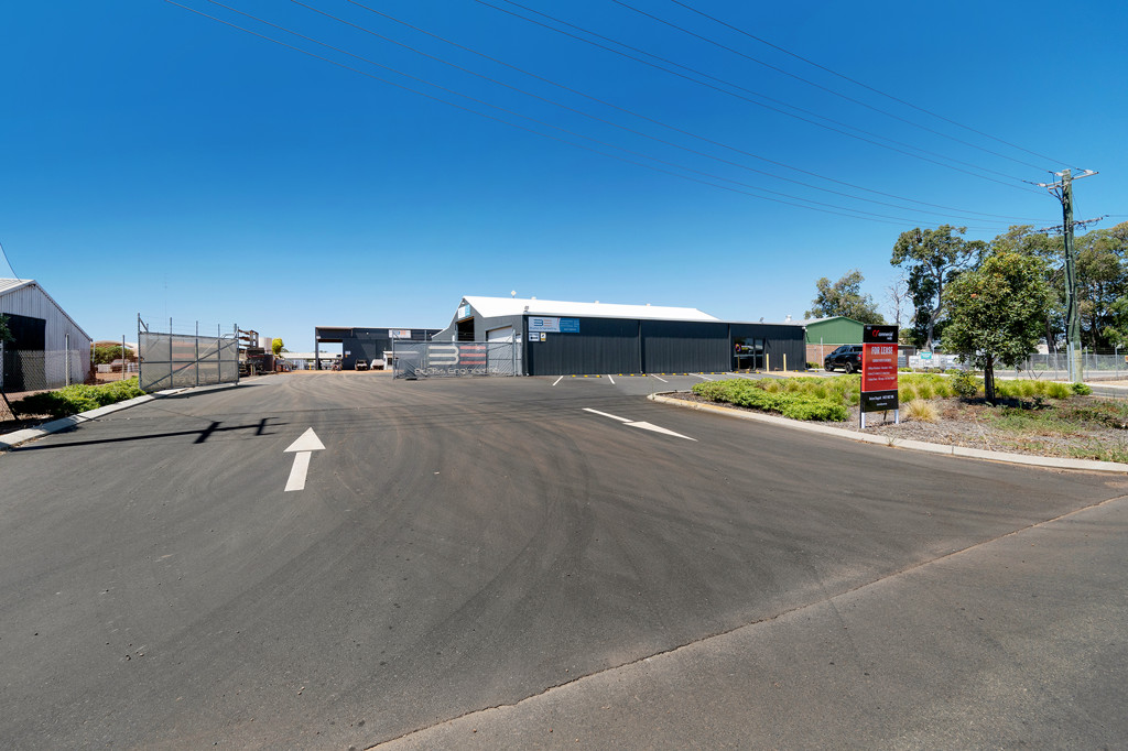 Unit 2/39 Golding Crescent, Picton East WA 6229