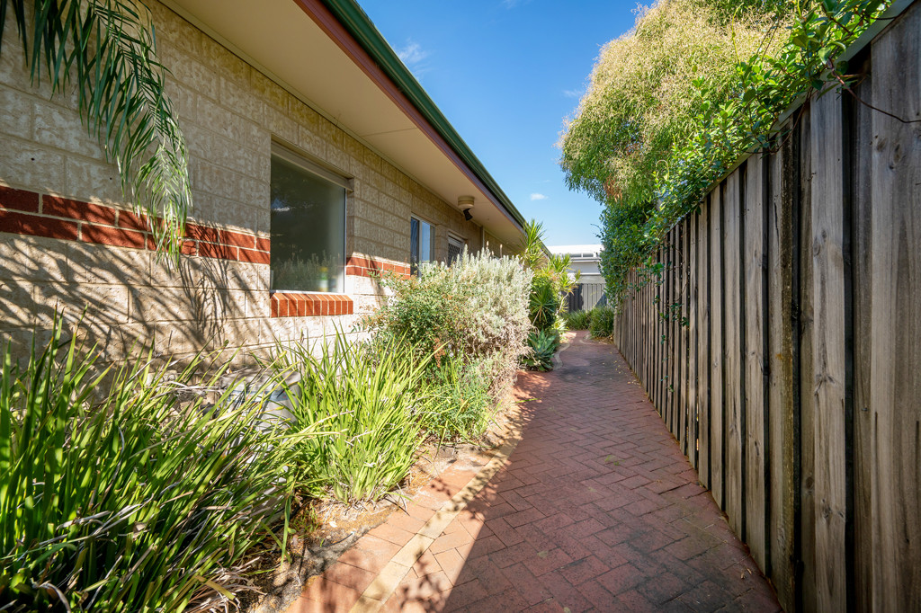 Unit 2/4 Plaza Street, South Bunbury WA 6230