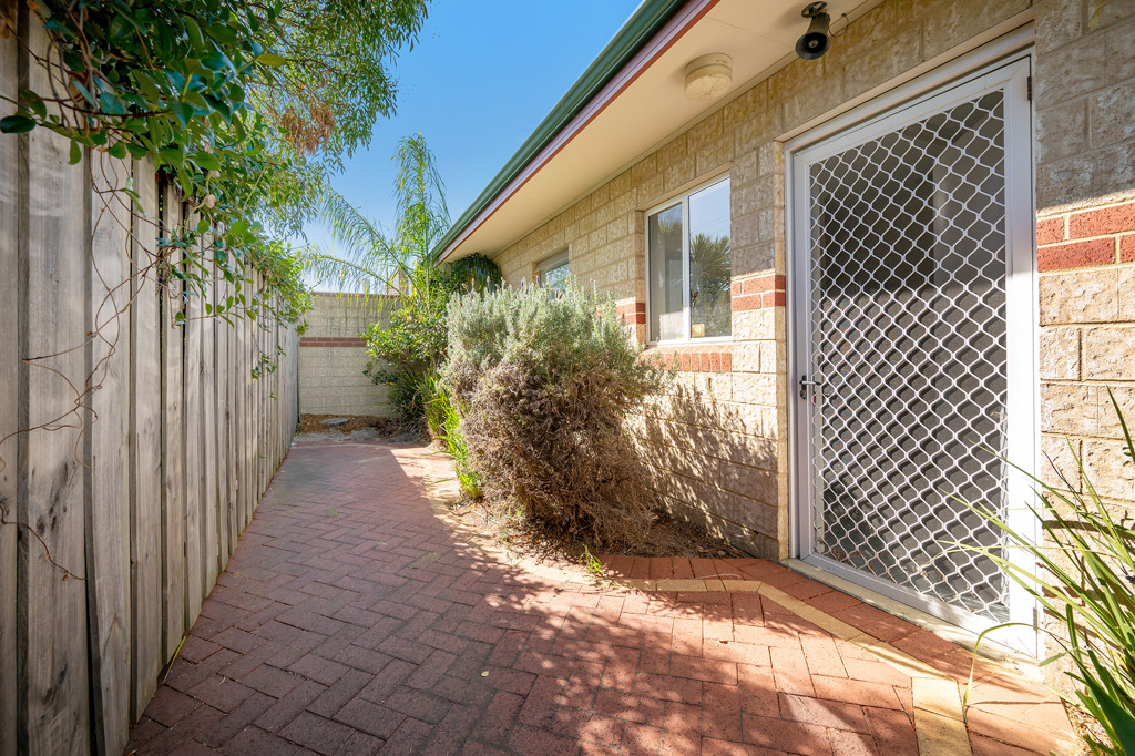 Unit 2/4 Plaza Street, South Bunbury WA 6230