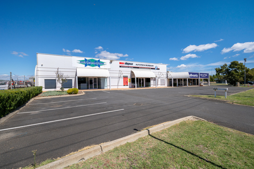 5 Halifax Drive, Davenport WA 6230