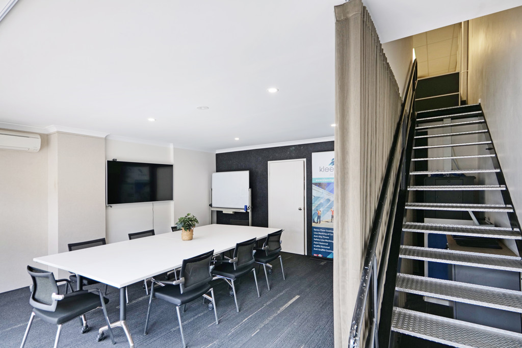 2/267 Camboon Road, Malaga WA 6090