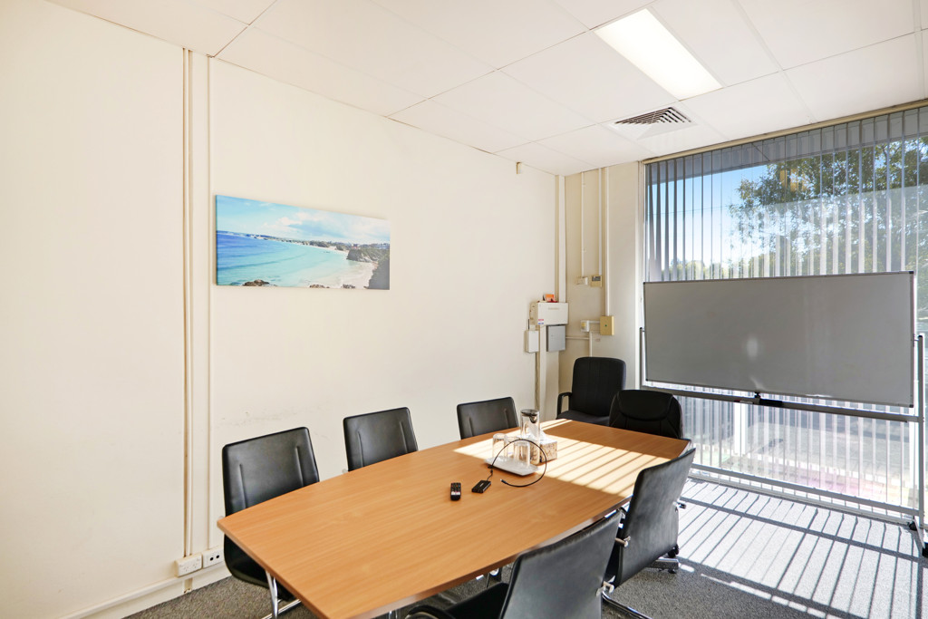 Unit 1/13-17 Sorbonne Crescent, Canning Vale WA 6155