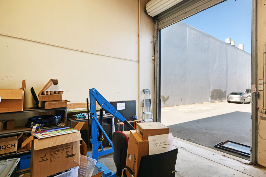 Unit 1/13-17 Sorbonne Crescent, Canning Vale WA 6155