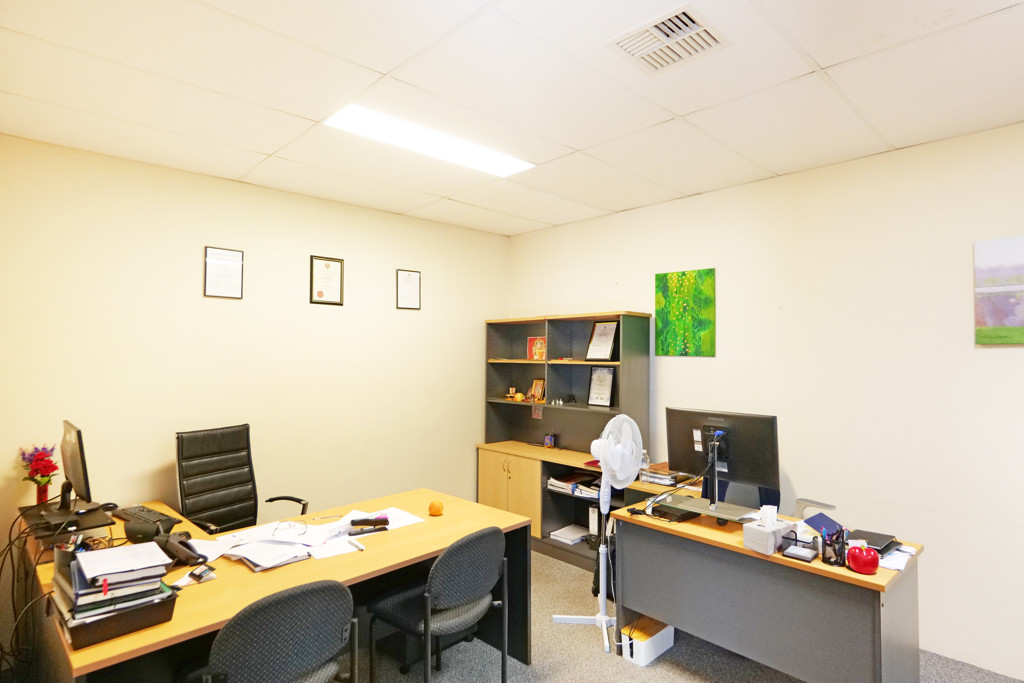 Unit 1/13-17 Sorbonne Crescent, Canning Vale WA 6155