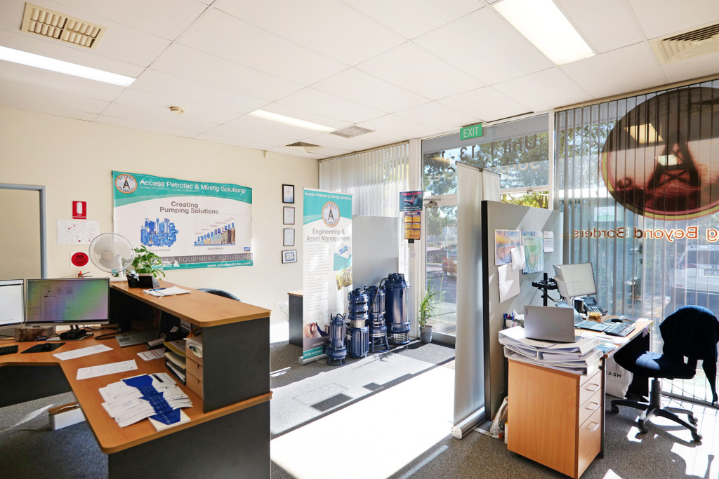 Unit 1/13-17 Sorbonne Crescent, Canning Vale WA 6155