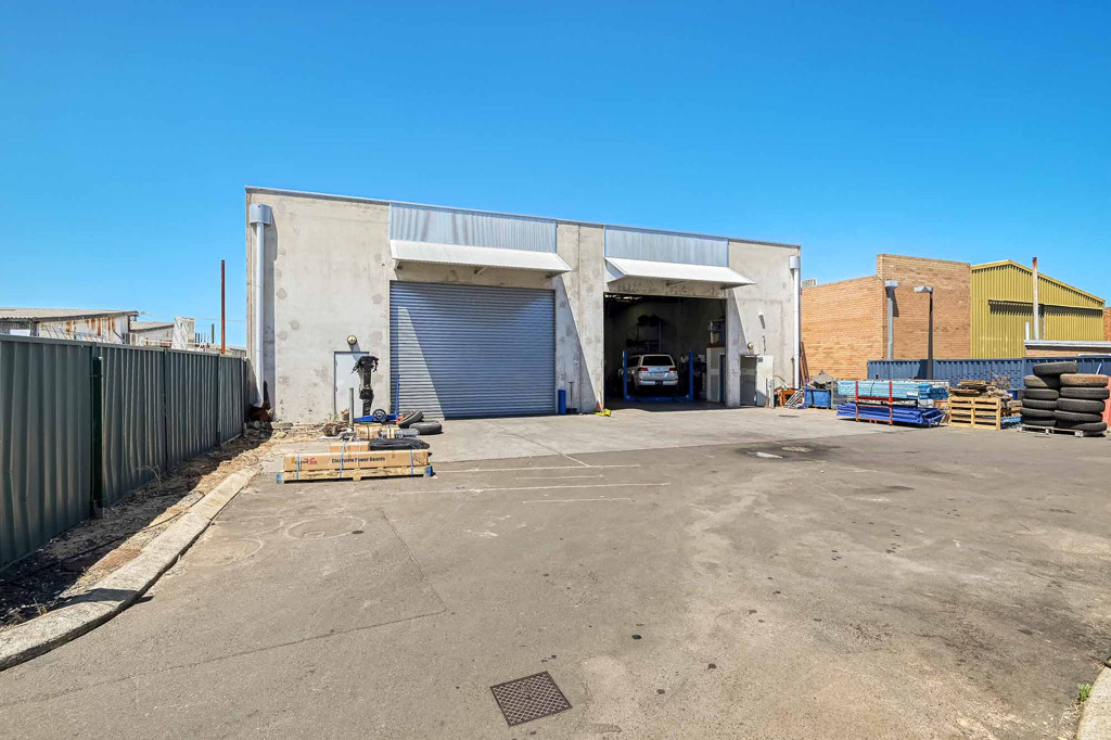 Tenancy 2/128 Blair St (23 Stuart St) & 18 Rose Street, Bunbury WA 6230